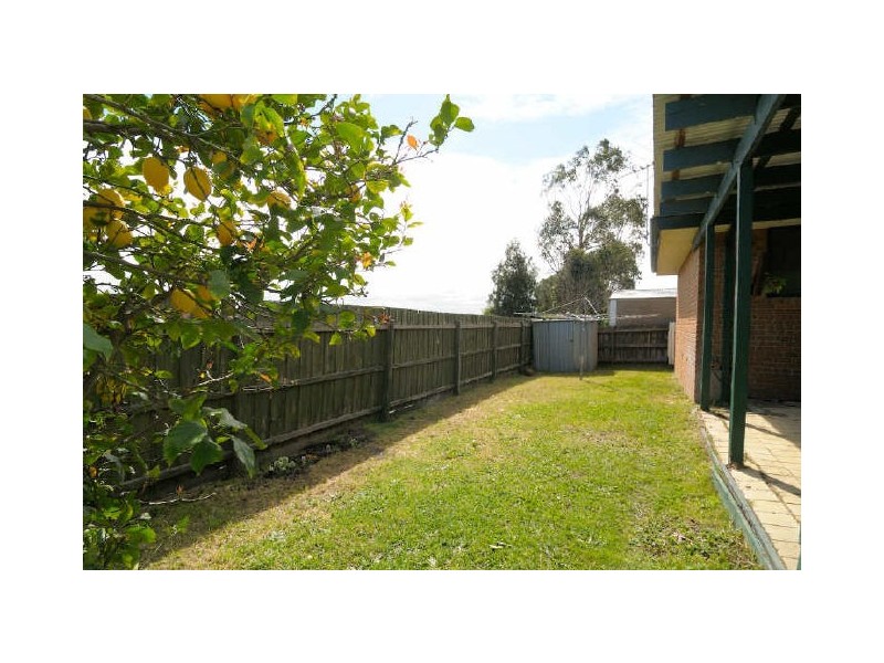17 Willow Drive, Hampton Park VIC 3976