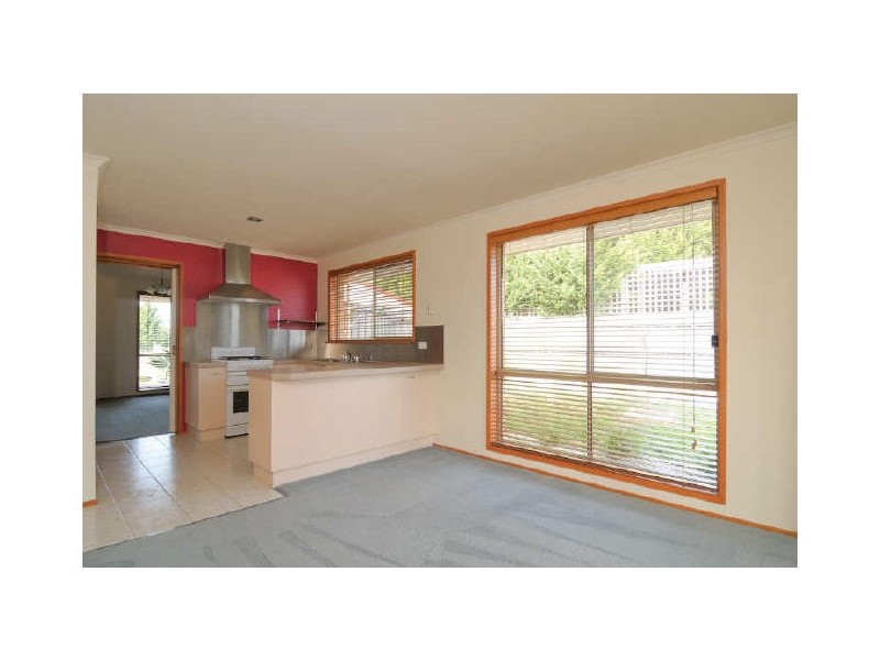 7 Thelma Rise, Hampton Park VIC 3976