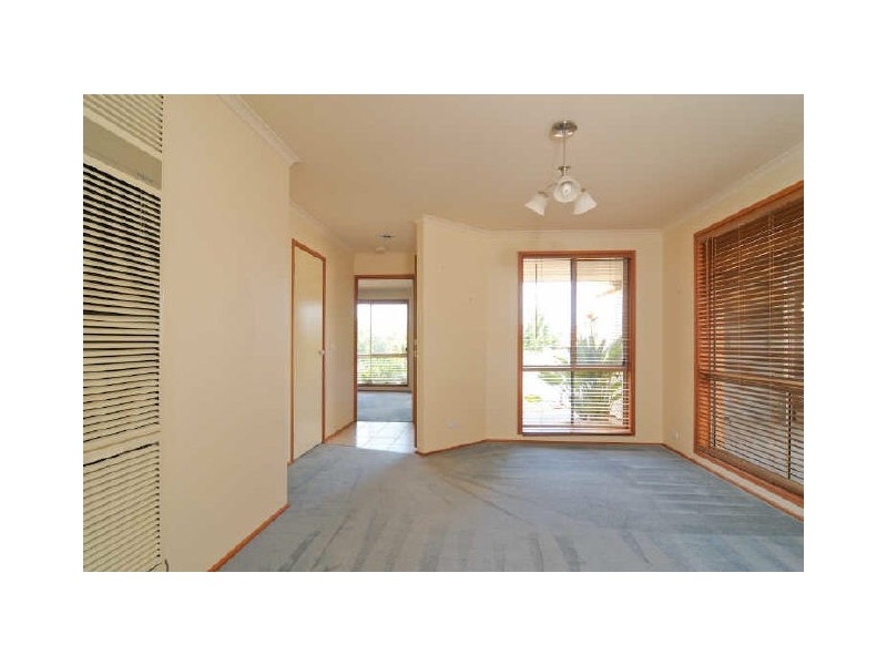 7 Thelma Rise, Hampton Park VIC 3976