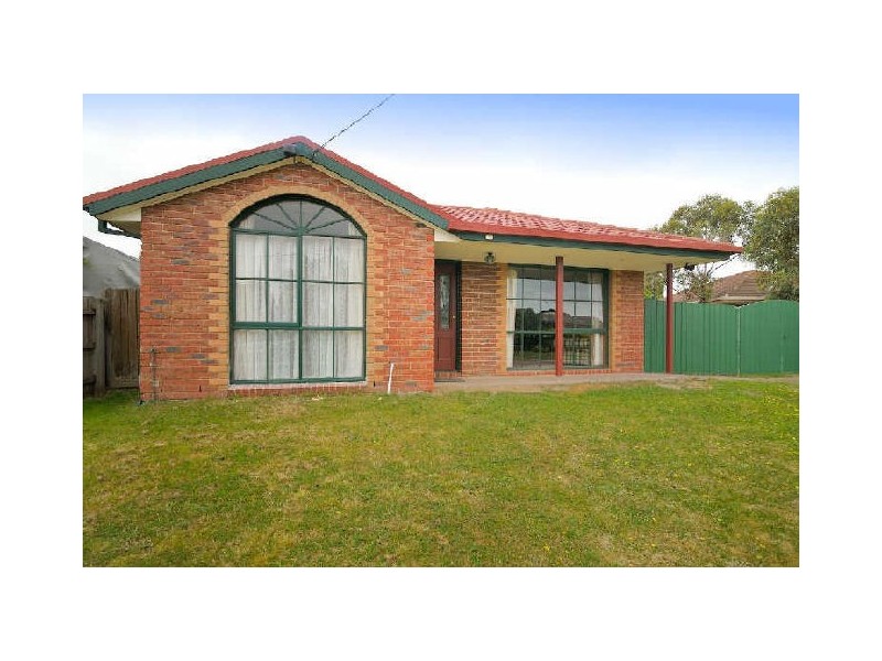 9 Camdale Close, Hampton Park VIC 3976