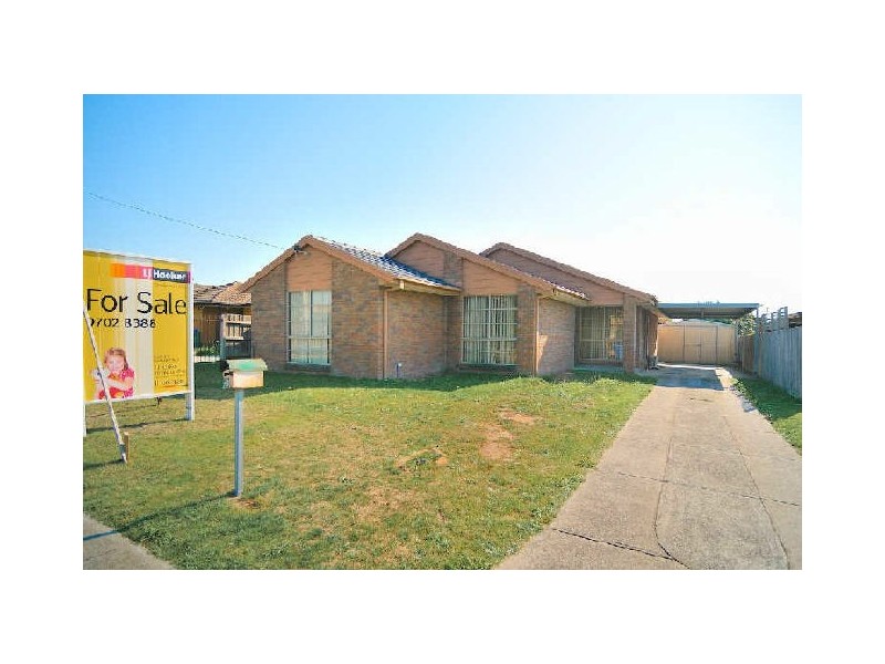 21 Edeys Run, Hampton Park VIC 3976