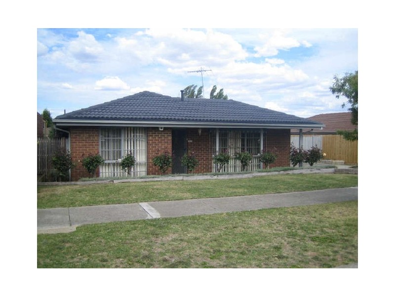 36 Verona Drive, Hampton Park VIC 3976