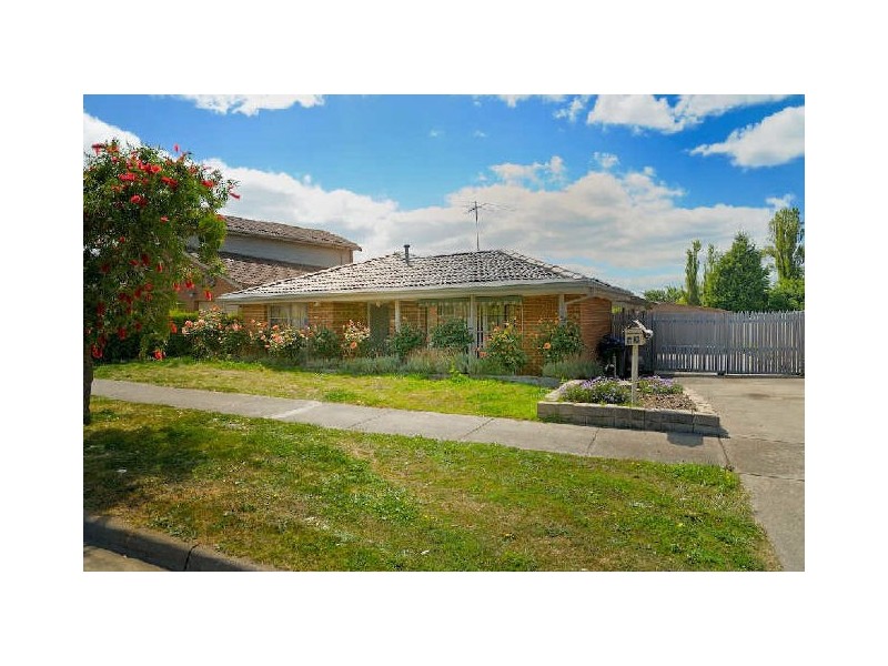 36 Verona Drive, Hampton Park VIC 3976