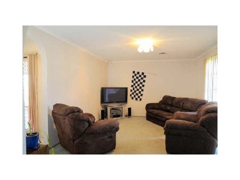 36 Verona Drive, Hampton Park VIC 3976