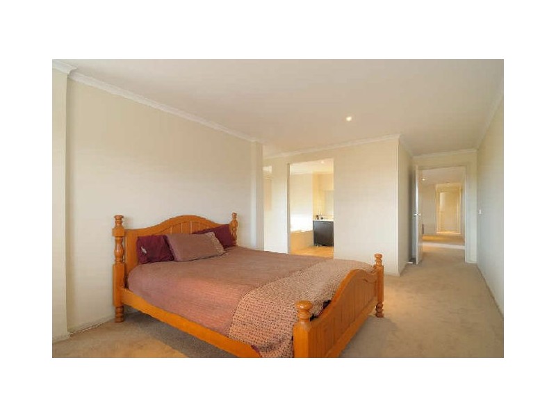 15 Red Oak Terrace, Lyndhurst VIC 3975