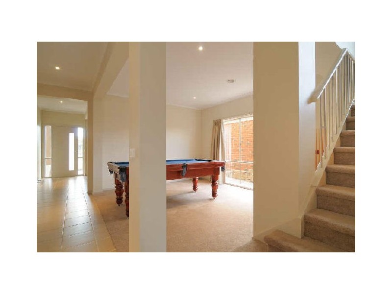 15 Red Oak Terrace, Lyndhurst VIC 3975