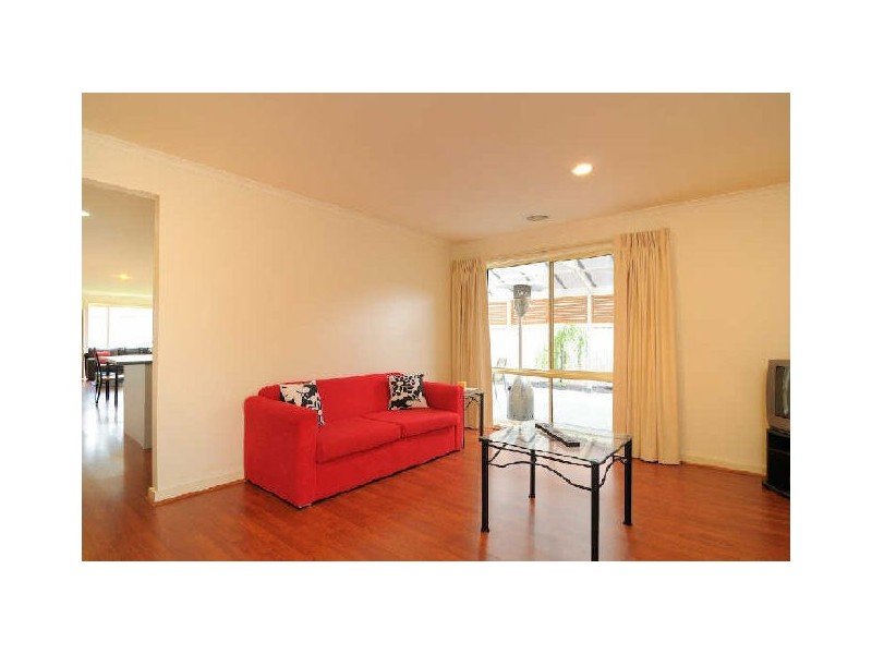 28 Red Oak Terrace, Lyndhurst VIC 3975
