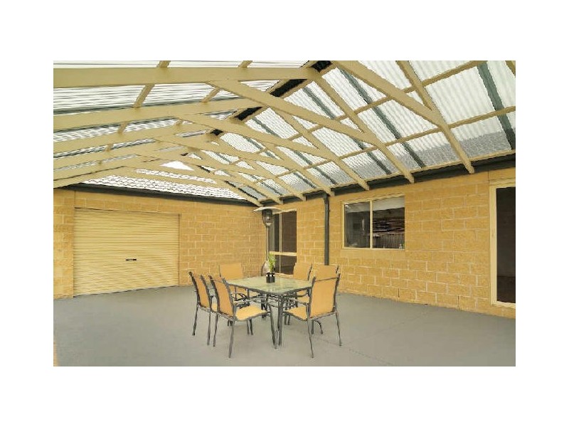 28 Red Oak Terrace, Lyndhurst VIC 3975