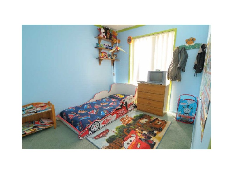 4 The Close, Hampton Park VIC 3976