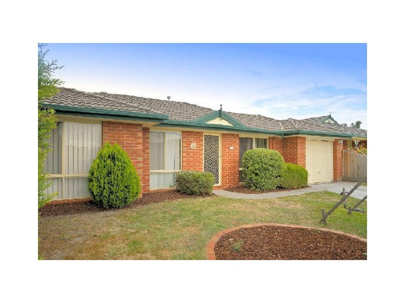 4 The Close, Hampton Park VIC 3976