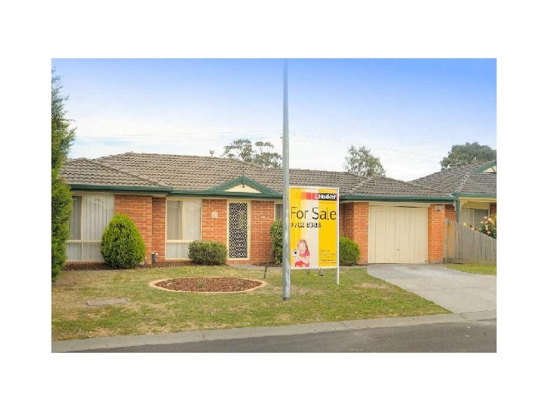 4 The Close, Hampton Park VIC 3976