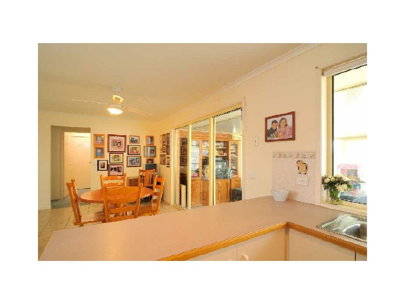 4 The Close, Hampton Park VIC 3976
