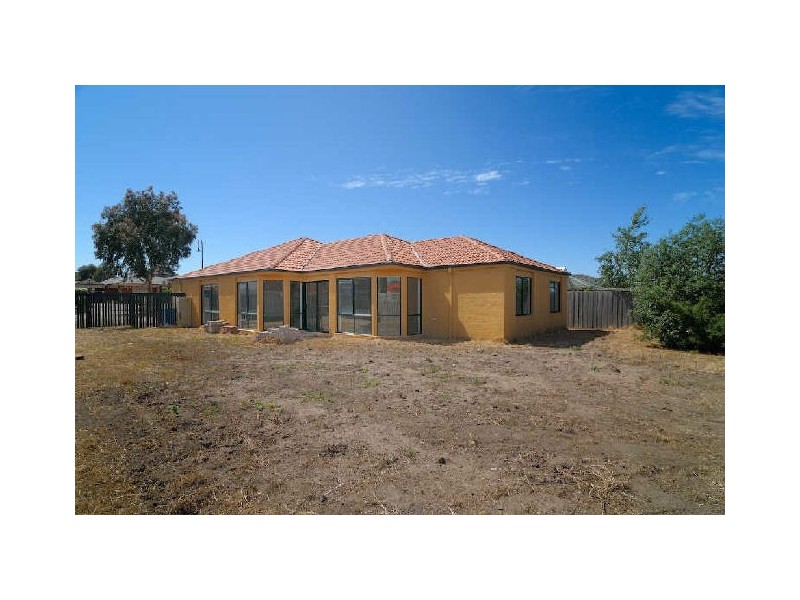 25 Franklin Parade, Lynbrook VIC 3975