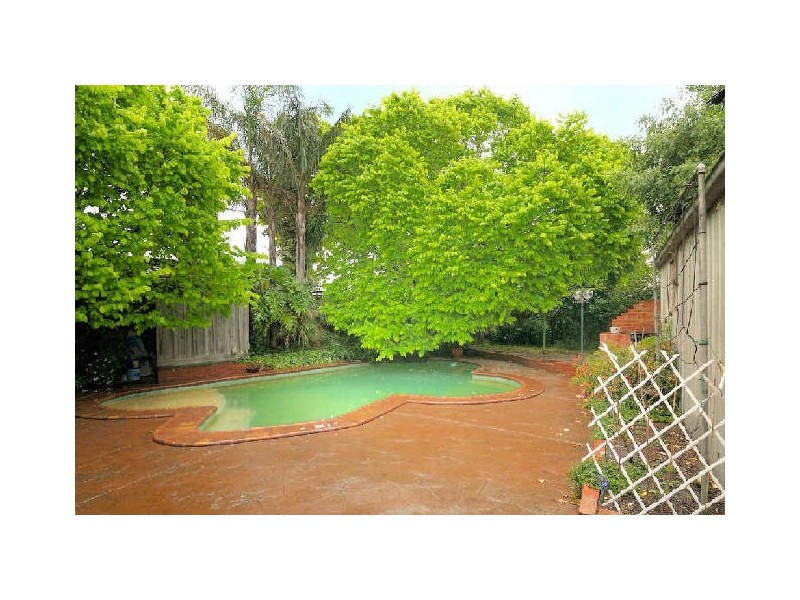 25 Greenvalley Crescent, Hampton Park VIC 3976