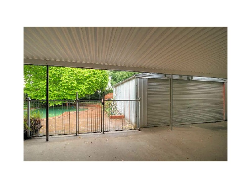 25 Greenvalley Crescent, Hampton Park VIC 3976