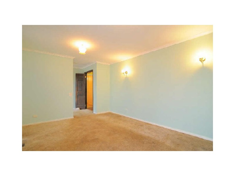 25 Greenvalley Crescent, Hampton Park VIC 3976