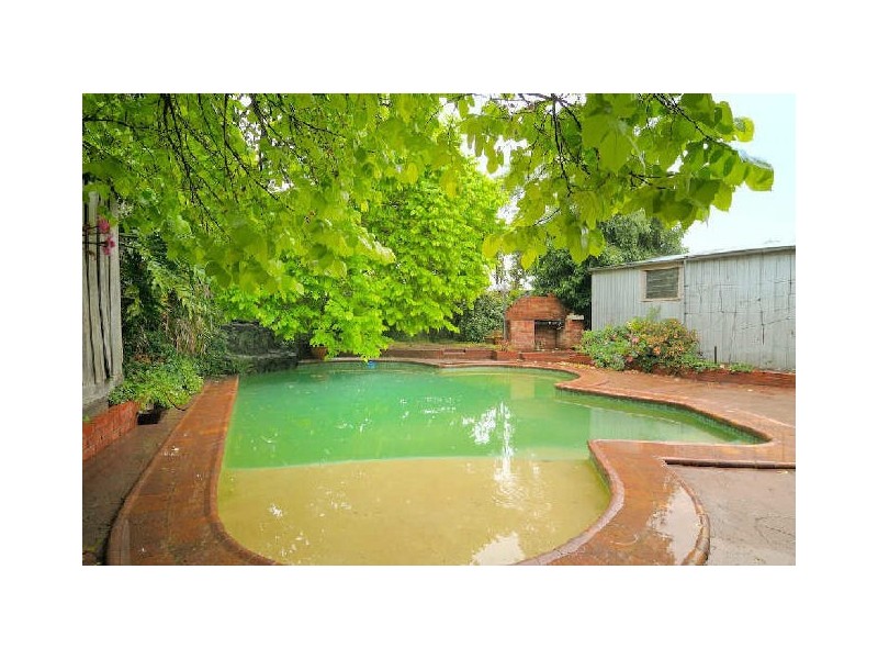 25 Greenvalley Crescent, Hampton Park VIC 3976