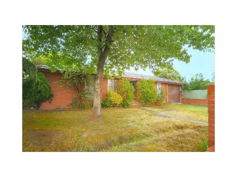 25 Greenvalley Crescent, Hampton Park VIC 3976