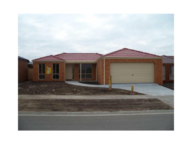 Lot 36/13 Tekarra Drive, Hampton Park VIC 3976