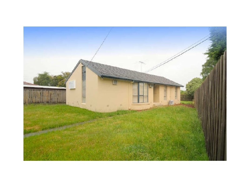 127 Somerville Road, Hampton Park VIC 3976