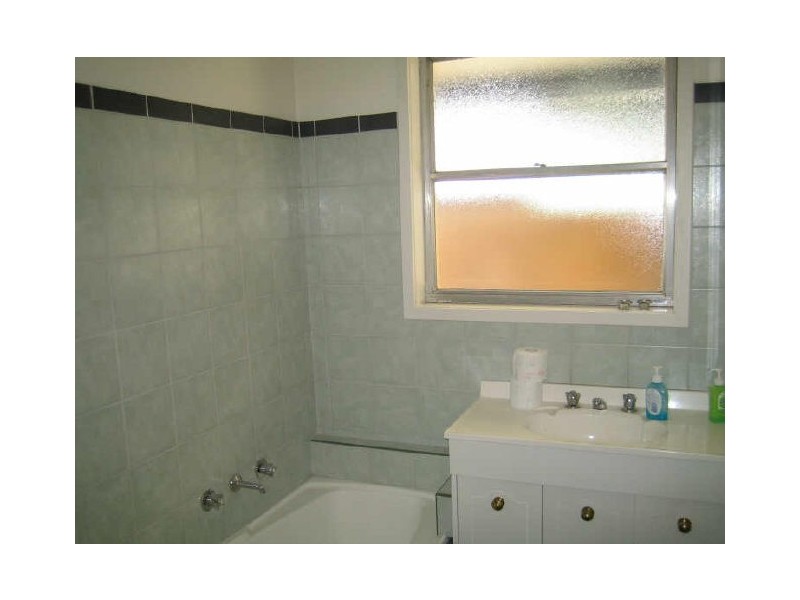 127 Somerville Road, Hampton Park VIC 3976