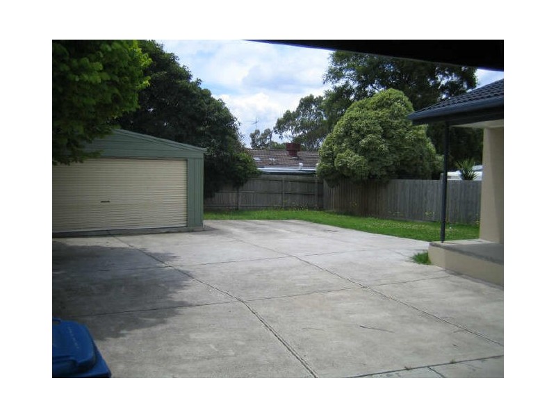127 Somerville Road, Hampton Park VIC 3976