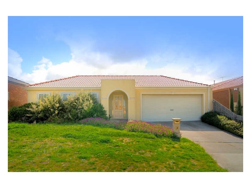 8 Sundial Court, Berwick VIC 3806