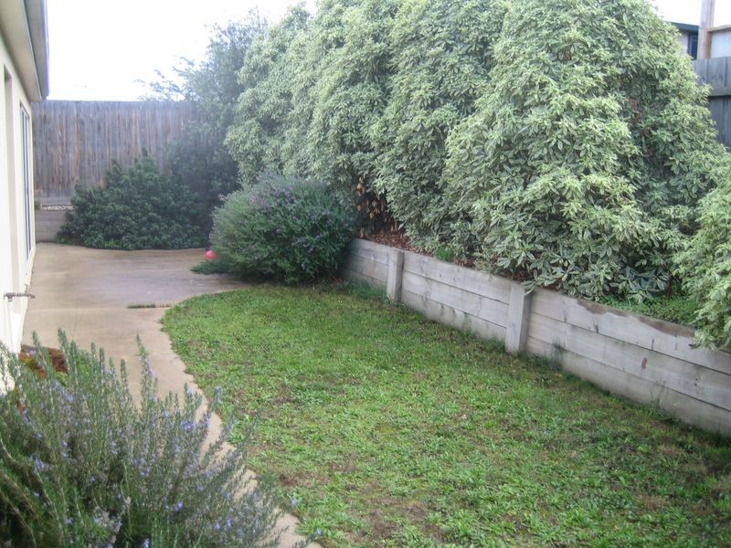 8 Sundial Court, Berwick VIC 3806