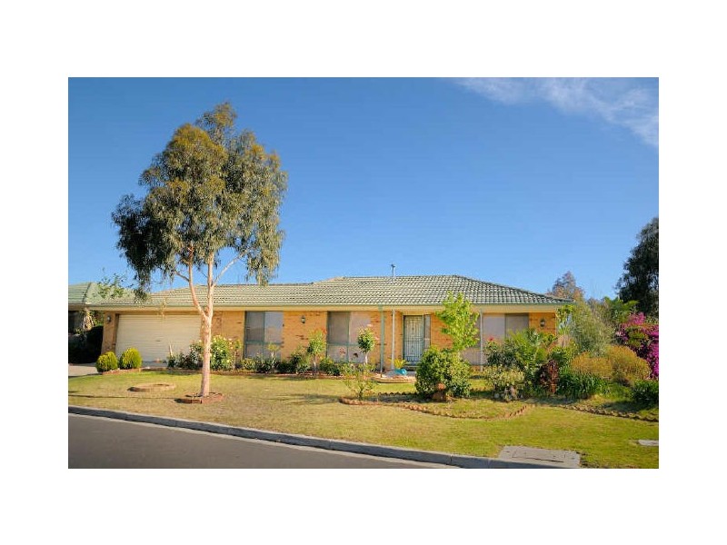 14 Donegal Way, Hampton Park VIC 3976