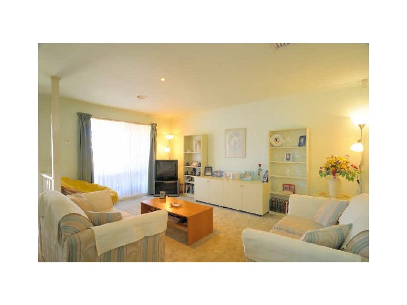 34 Bluegum Way, Hampton Park VIC 3976