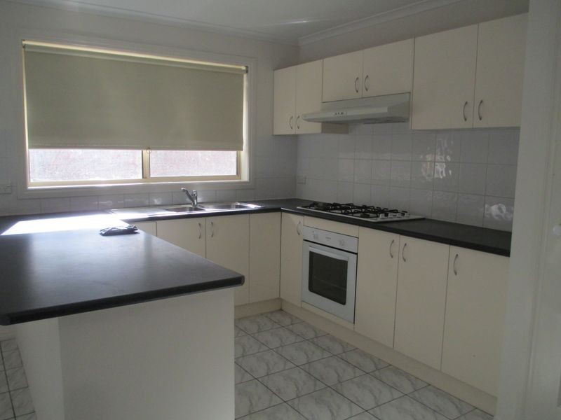 4 Athena Court, Cranbourne VIC 3977