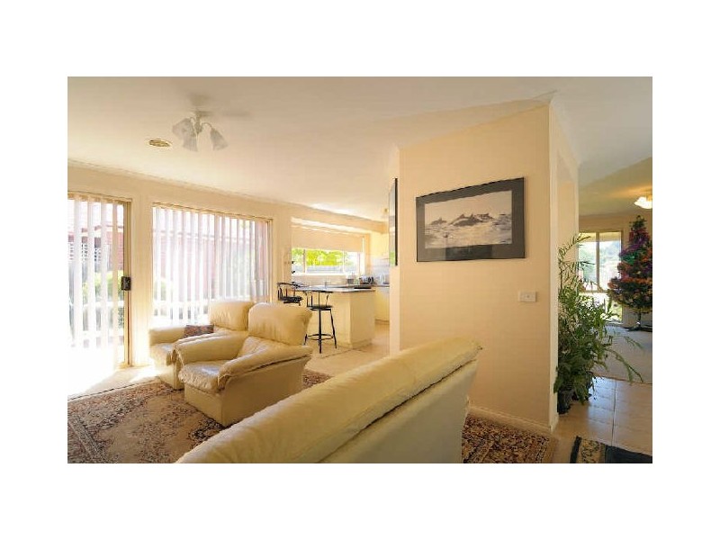 1 Dunraven Court, Narre Warren VIC 3805