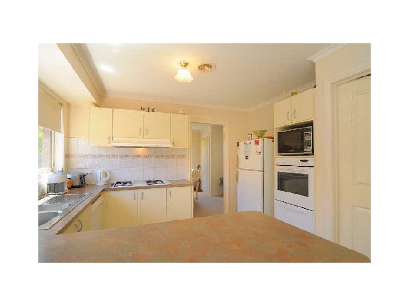 1 Dunraven Court, Narre Warren VIC 3805