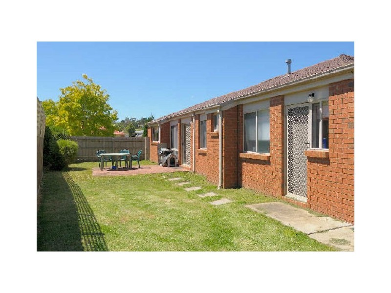 1 Dunraven Court, Narre Warren VIC 3805