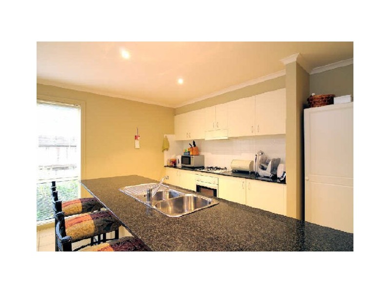 16 Sundial Court, Berwick VIC 3806