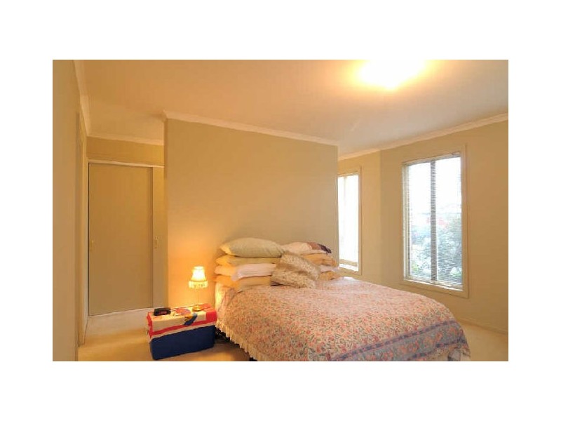 16 Sundial Court, Berwick VIC 3806