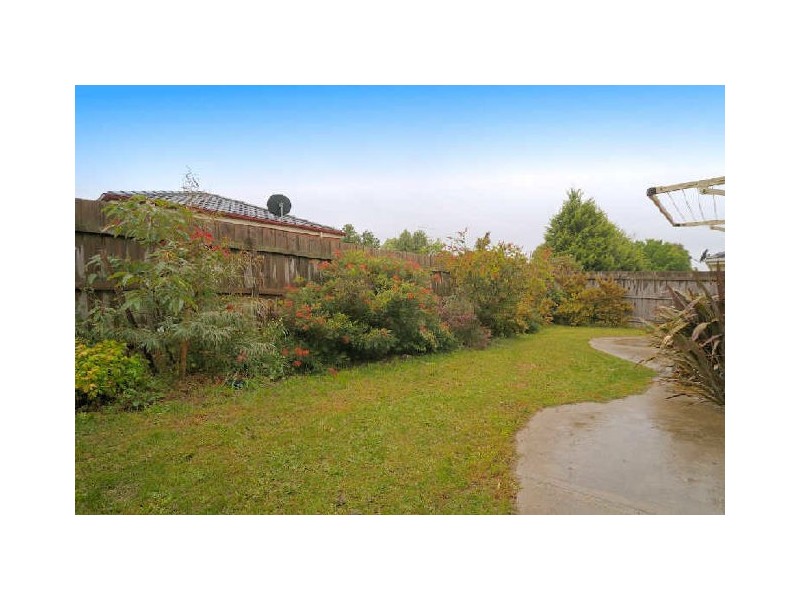 16 Sundial Court, Berwick VIC 3806