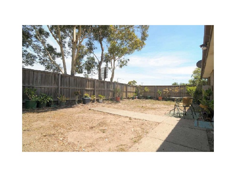 1/2-6 Belgrave Hallam Road, Hallam VIC 3803