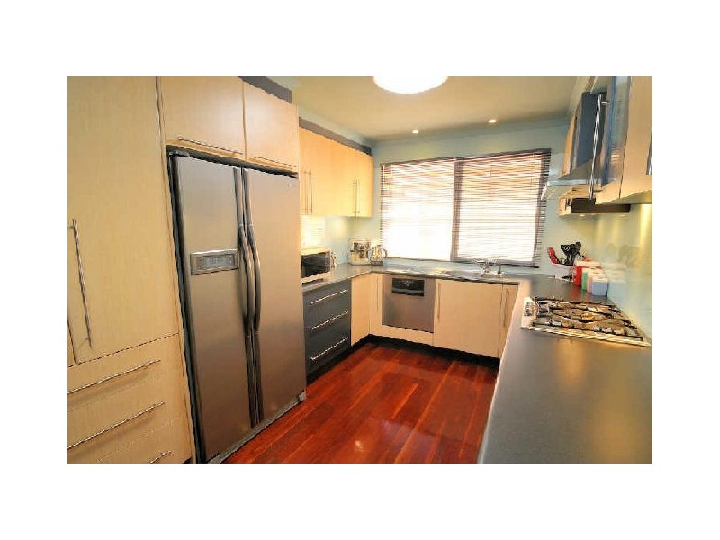 18 Justin Circuit, Hampton Park VIC 3976