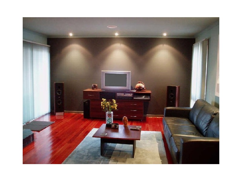 18 Justin Circuit, Hampton Park VIC 3976