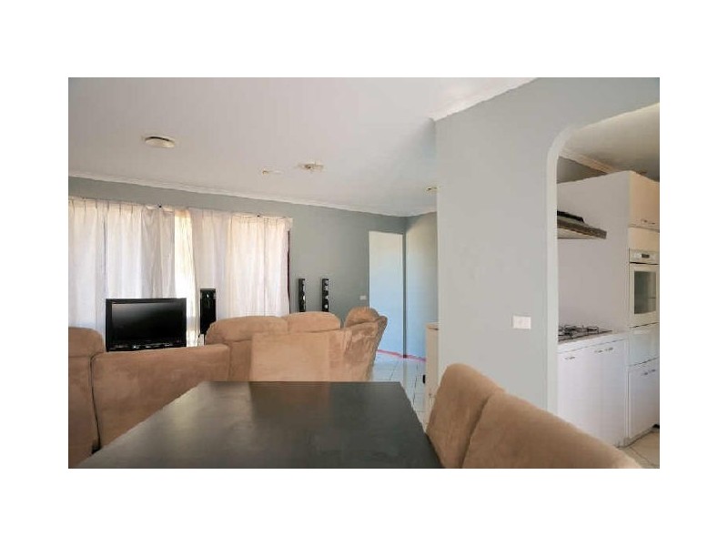 36 Beckington Crescent, Hampton Park VIC 3976