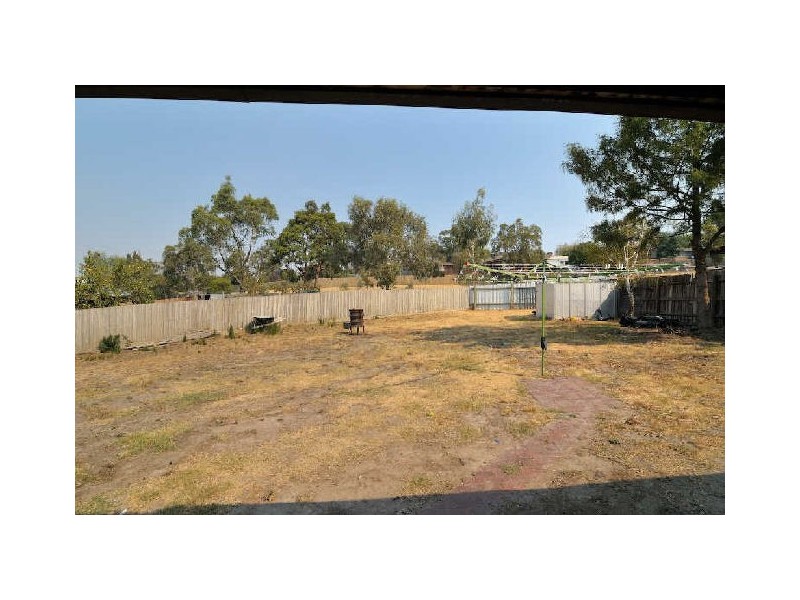 6 Caroline Place, Hampton Park VIC 3976
