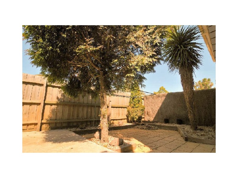 8/20-22 Somerville Road, Hampton Park VIC 3976