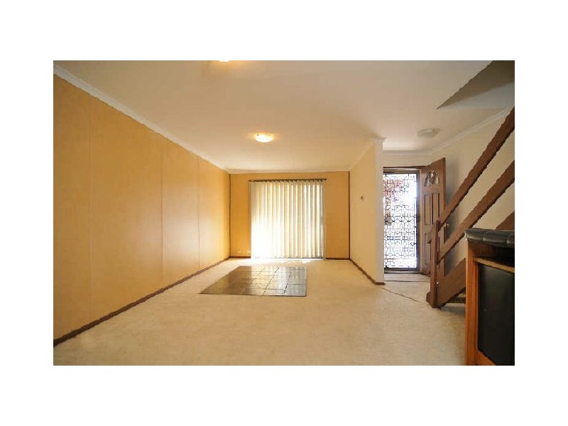 8/20-22 Somerville Road, Hampton Park VIC 3976