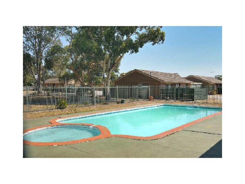 8/20-22 Somerville Road, Hampton Park VIC 3976