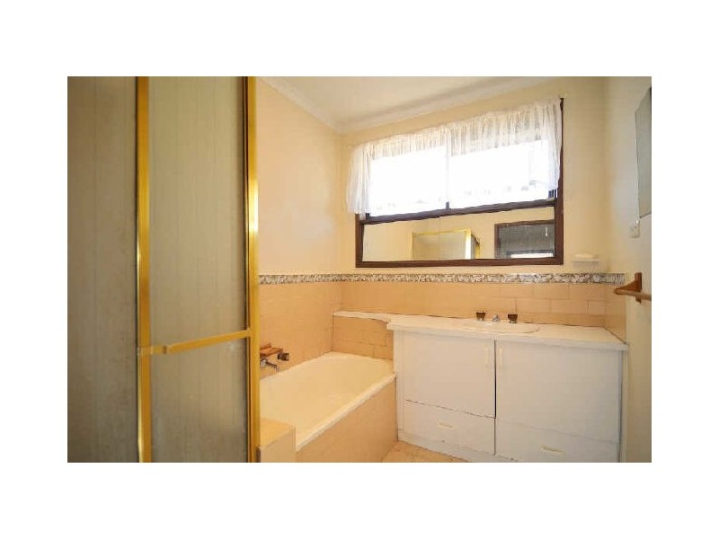 8/20-22 Somerville Road, Hampton Park VIC 3976