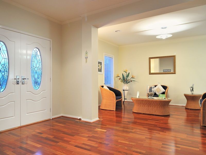 16 Pendulum Place, Berwick VIC 3806