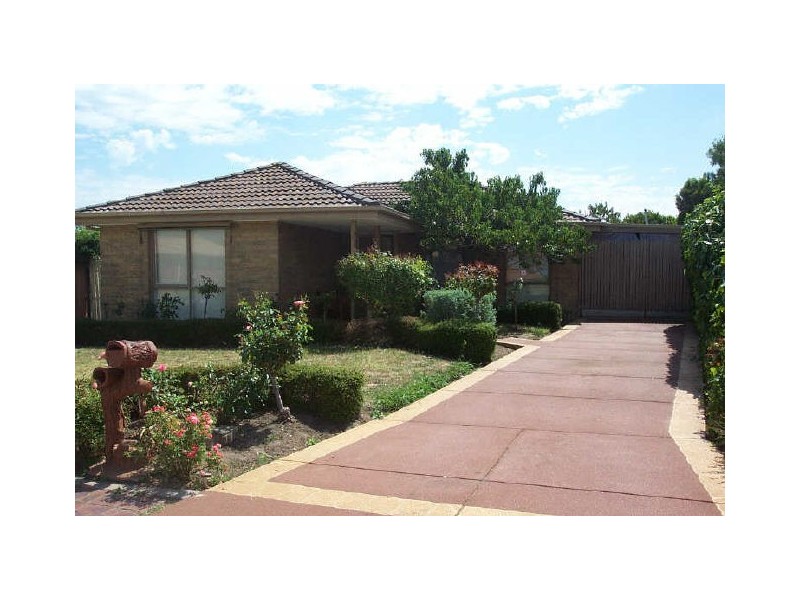 6 Ingleton Court, Narre Warren VIC 3805