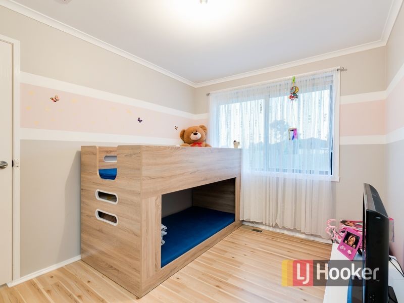 66 Oaktree Drive, Hampton Park VIC 3976