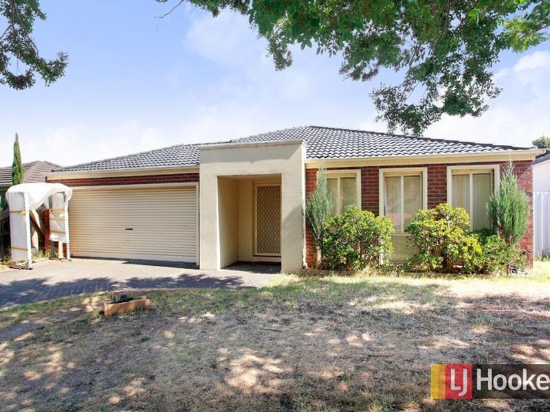 15 Haydn Place, Narre Warren South VIC 3805